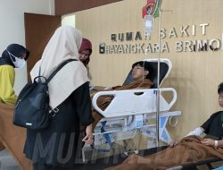 Polri Berikan Bantuan Perawatan Korban Kecelakaan Bus di Ciater Subang