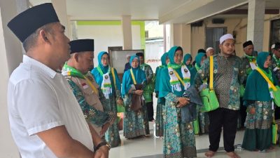 Lagi, Anggota DPRD Subang, H. Adik Berangkatkan Umroh Guru Ngaji